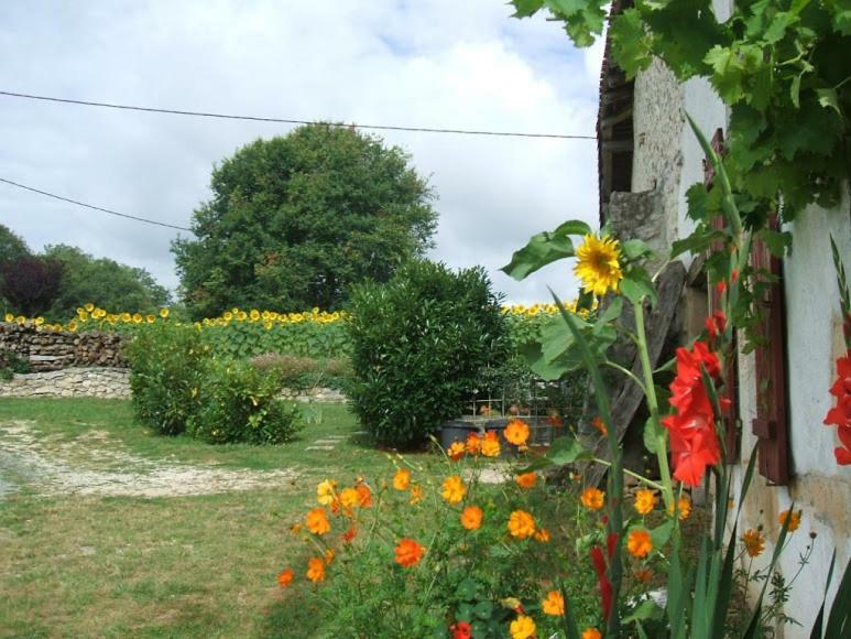 Gîte Chez Marot Varaignes Exterior foto